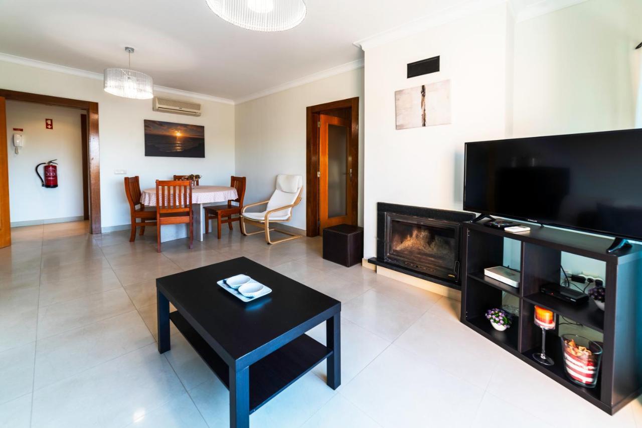 Do Vale T2 Com Piscina Apartment Албуфейра Екстериор снимка